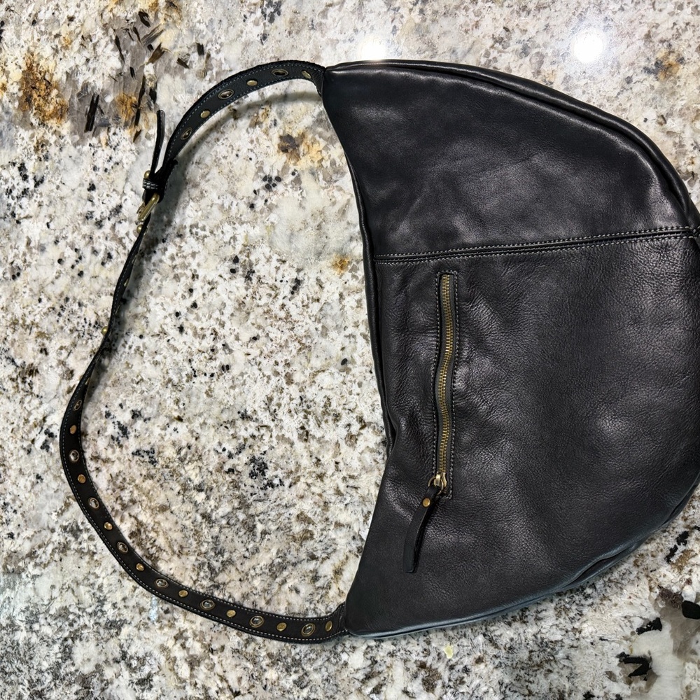Bolsa Nova “Bella” black leather sling bag - Picture 2 of 4